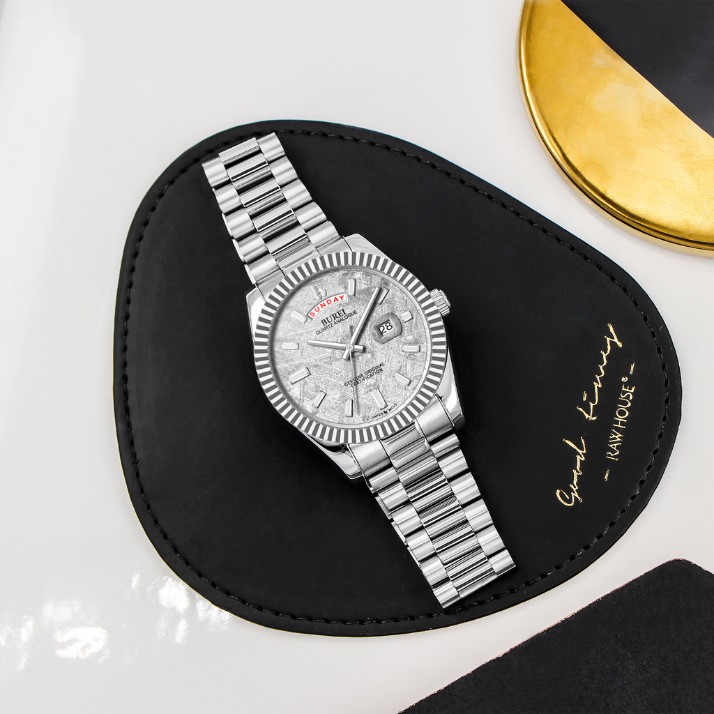 BUREI Mens Luxury Analog Quartz Watches Black Dial Date Display Sapphire Crystal Lens with Two Tones Stainless Steel Band