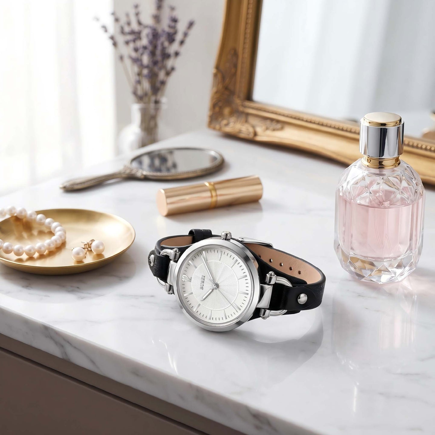 BUREI Vintage Horseshoe Leather Watch
