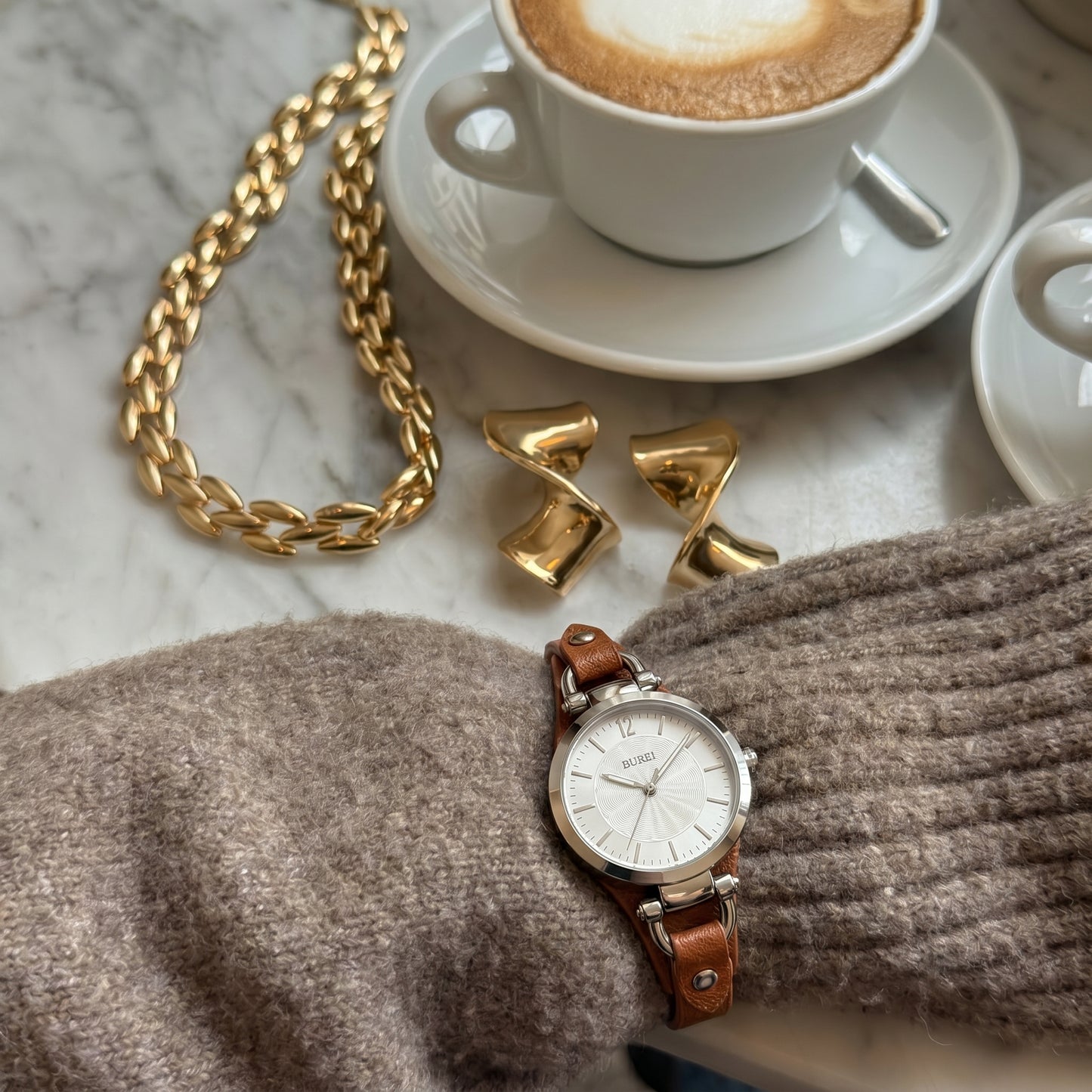 BUREI Vintage Horseshoe Leather Watch